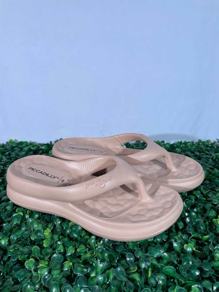 Chinelo piccadilly leve