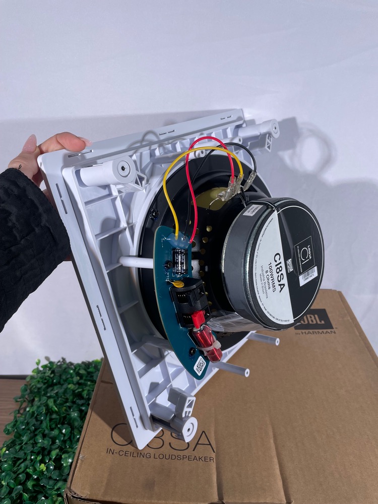 Auto falante jbl de embutir miniatura 2