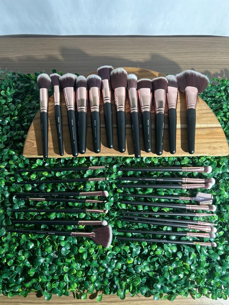 Belezze pincéis de maquiagem profissional 1