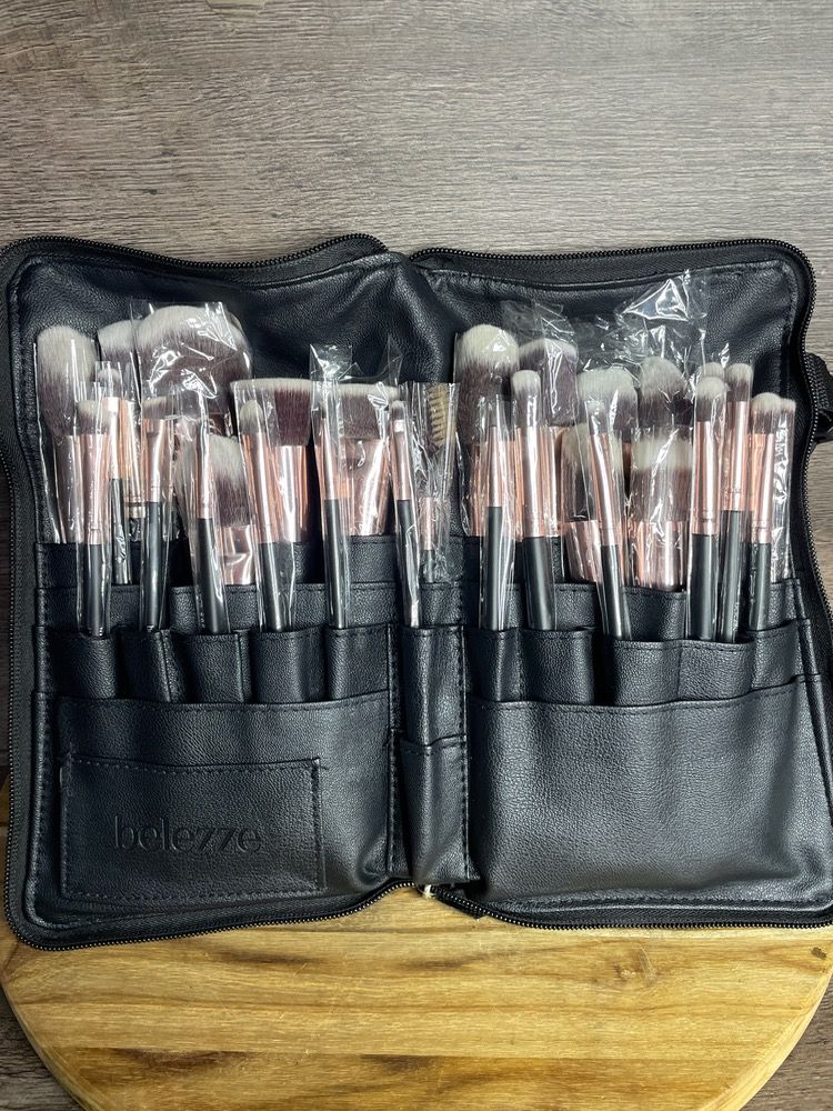 Kit 29 pincéis da belezze
